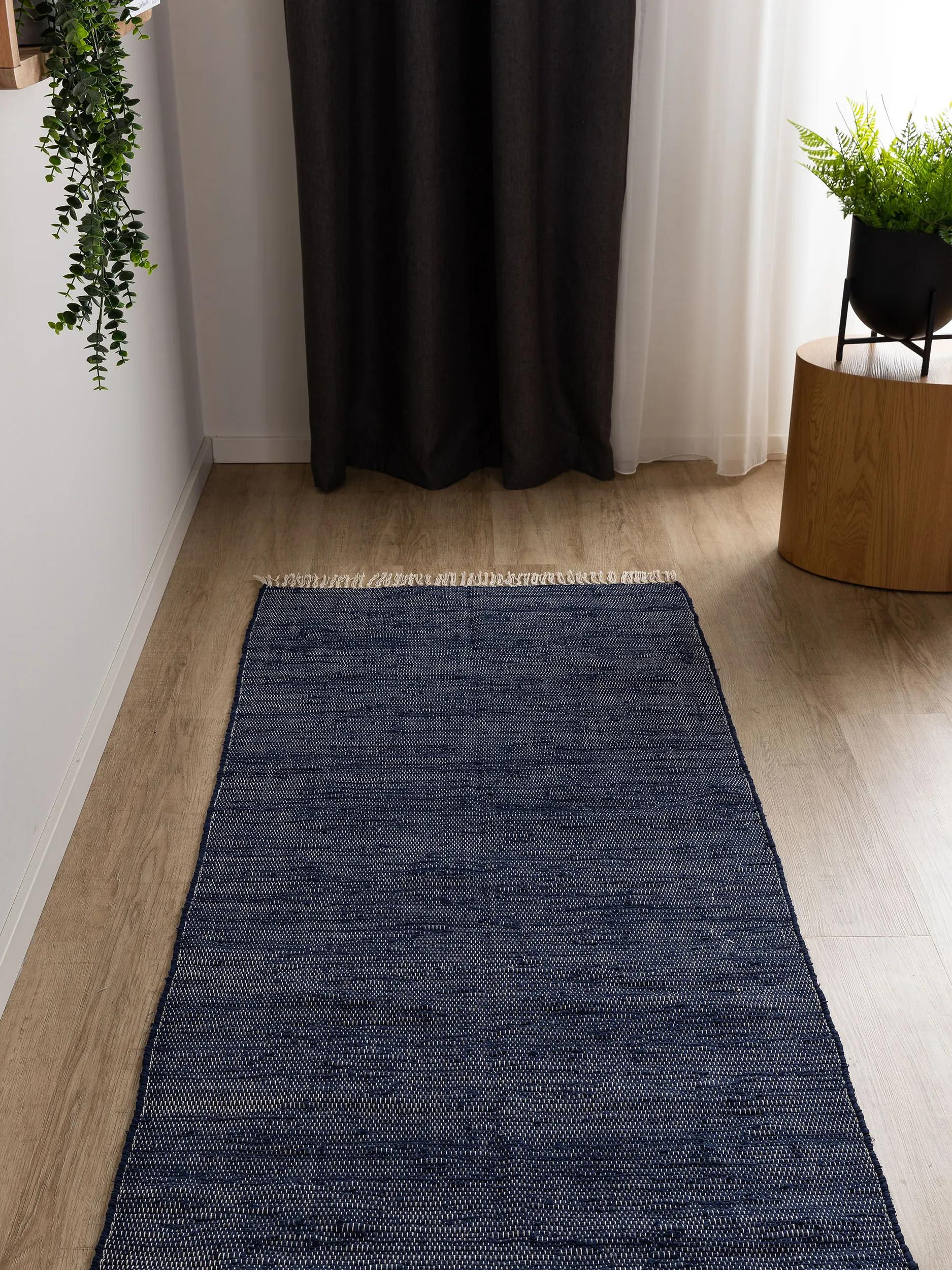 Teppich aus recyceltem Material Toledo Dunkelblau
